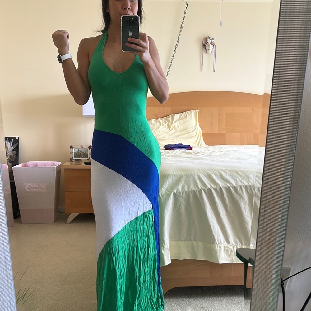 Bebe maxi dress